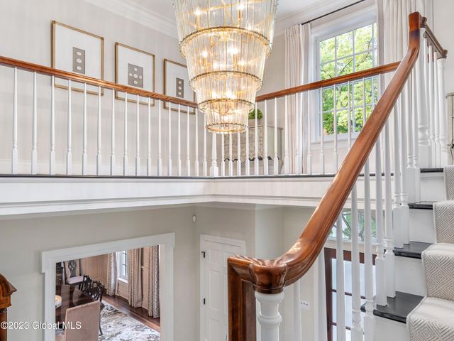 1 W Cobble Hill Road, Colonie, NY 12211