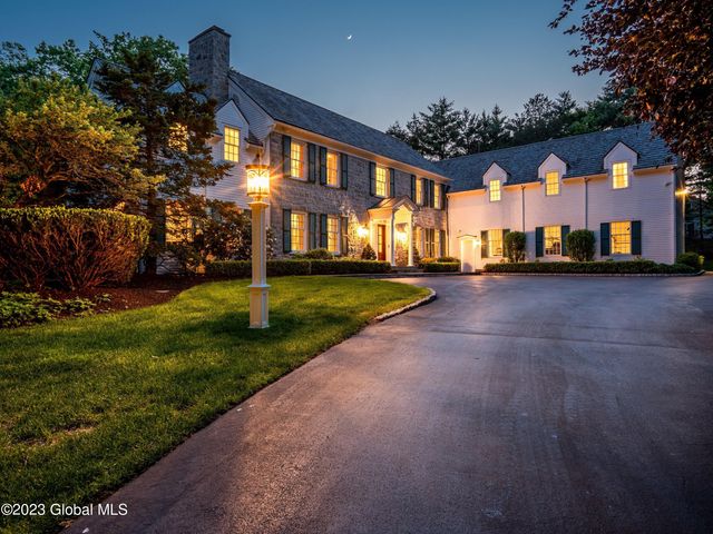 1 W Cobble Hill Road, Colonie, NY 12211
