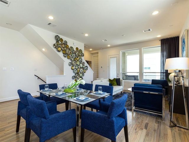 310 Jensen Drive, Houston, TX 77020