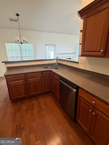 105 Creekside Drive, Lagrange, GA 30240