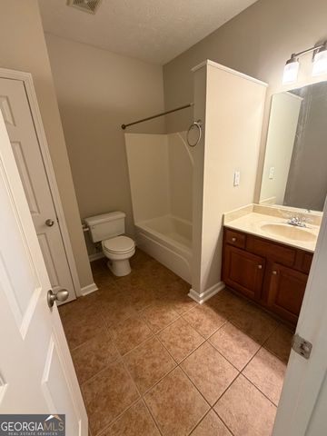 105 Creekside Drive, Lagrange, GA 30240