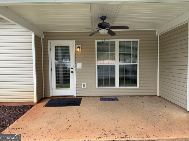 105 Creekside Drive, Lagrange, GA 30240