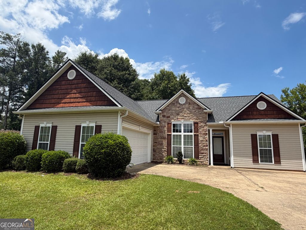 105 Creekside Drive, Lagrange, GA 30240