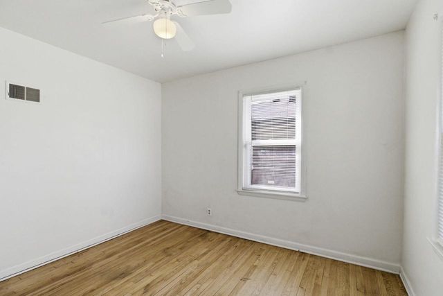 4625 N 74th STREET, Milwaukee, WI 53218
