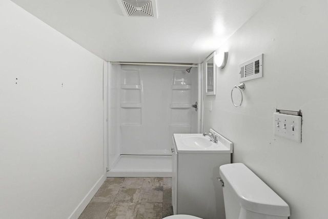 4625 N 74th STREET, Milwaukee, WI 53218