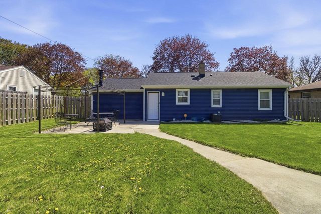 4625 N 74th STREET, Milwaukee, WI 53218