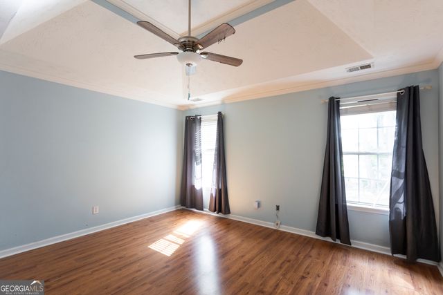 516 Cambridge Way, Loganville, GA 30052