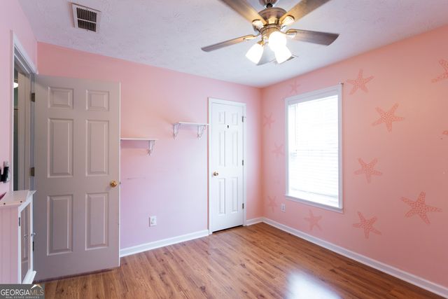 516 Cambridge Way, Loganville, GA 30052