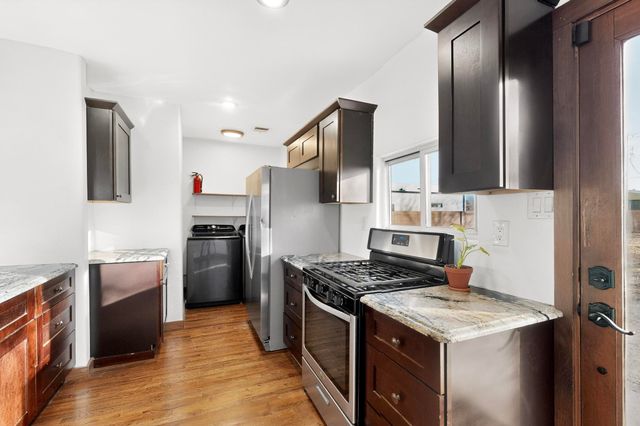 98 Rancho Pequenos Way NW, Albuquerque, NM 87107