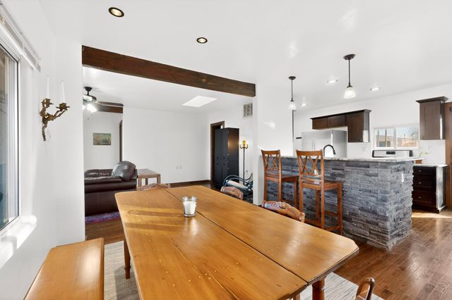 98 Rancho Pequenos Way NW, Albuquerque, NM 87107