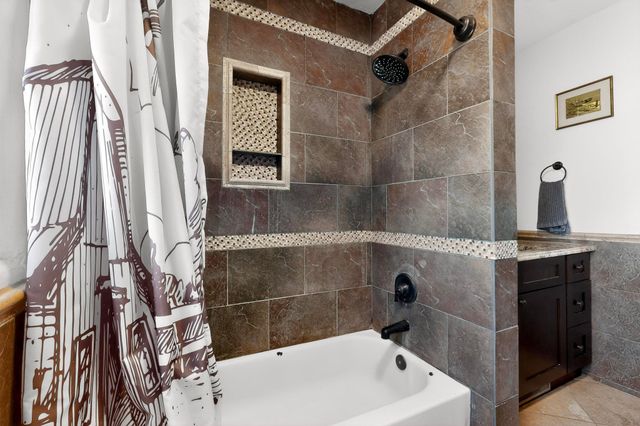 98 Rancho Pequenos Way NW, Albuquerque, NM 87107