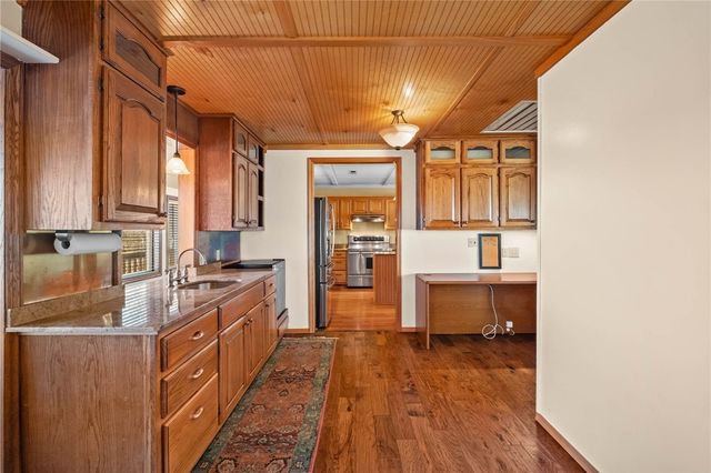 18960 Coppermine Road, Rogers, AR 72756