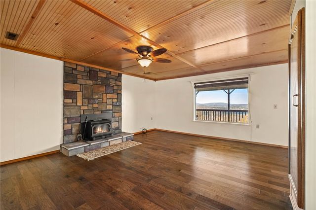 18960 Coppermine Road, Rogers, AR 72756