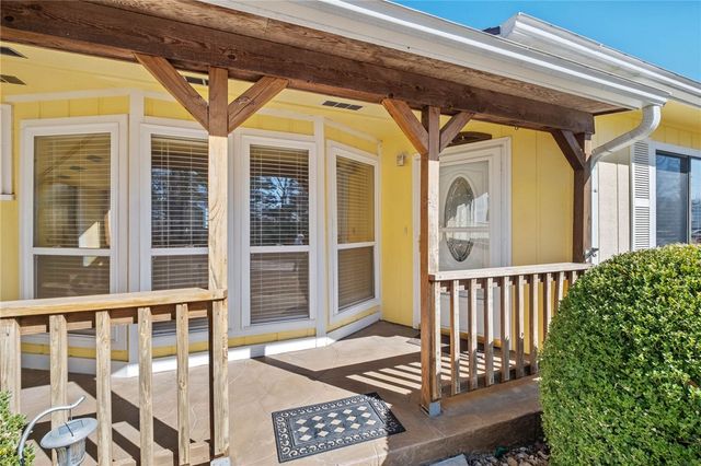 18960 Coppermine Road, Rogers, AR 72756