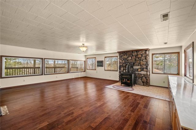 18960 Coppermine Road, Rogers, AR 72756