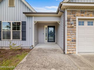 218 Hidden Oaks Drive, Jacksonville, NC 28546