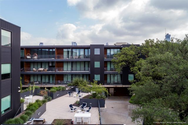 900 S 1st ST 416, Austin, TX 78704