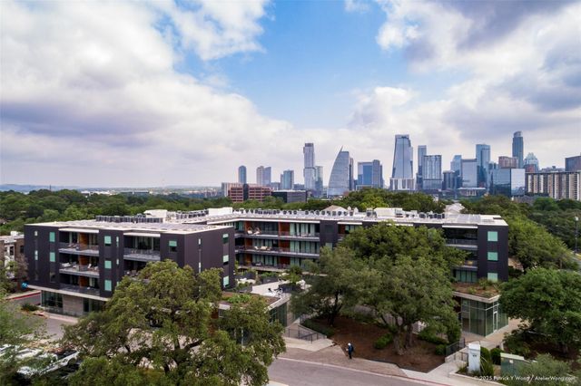 900 S 1st ST 416, Austin, TX 78704