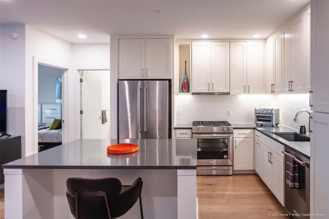 900 S 1st ST 416, Austin, TX 78704