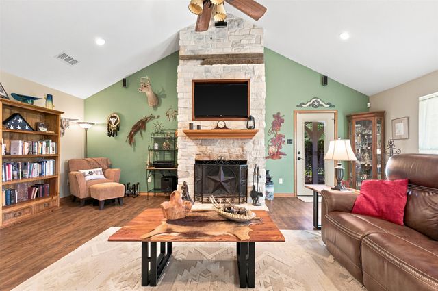 159 County Road 3195, Winnsboro, TX 75494