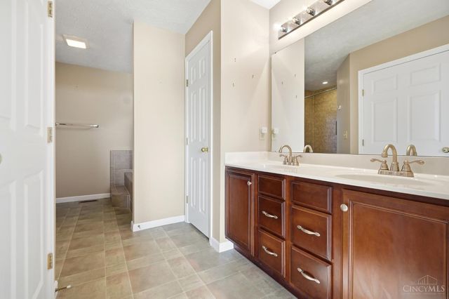 144 Hickory Flats Drive, Harrison, OH 45030