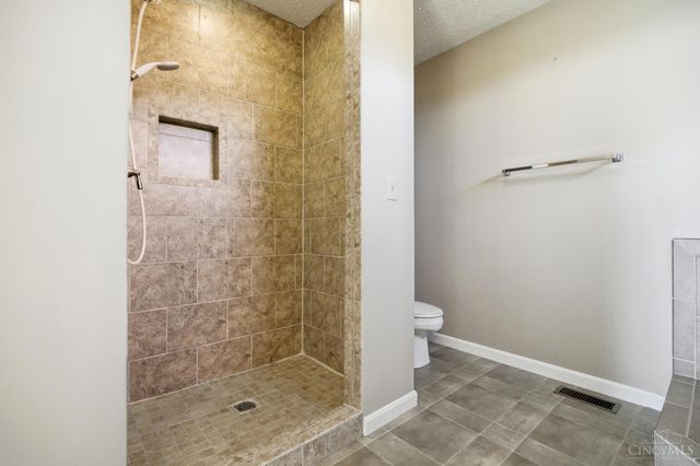 144 Hickory Flats Drive, Harrison, OH 45030