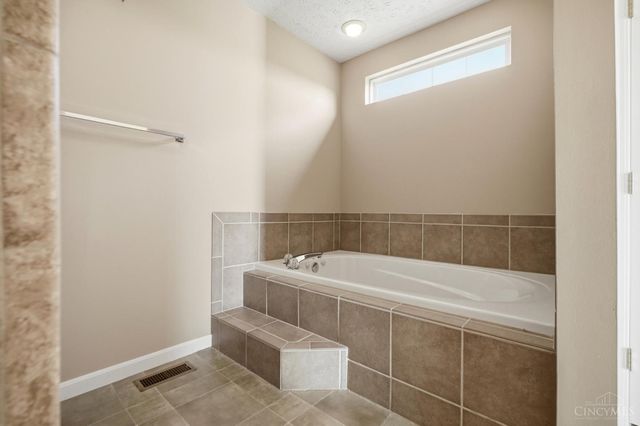 144 Hickory Flats Drive, Harrison, OH 45030