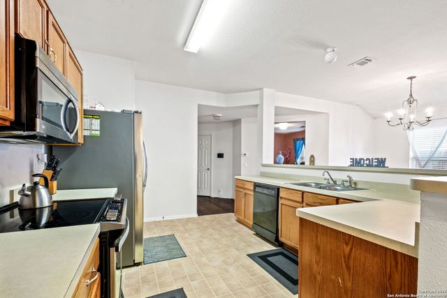 3438 kodiak diamond, San Antonio, TX 78245