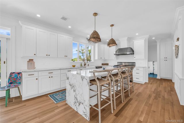 68 S Howells Point Road, Bellport Village, NY 11713