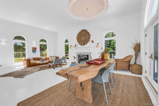 68 S Howells Point Road, Bellport Village, NY 11713