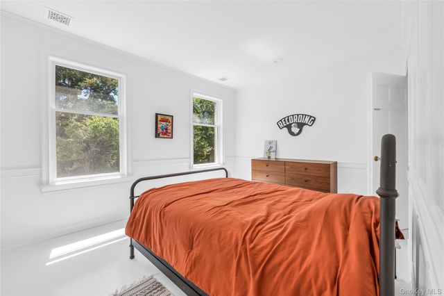 68 S Howells Point Road, Bellport Village, NY 11713