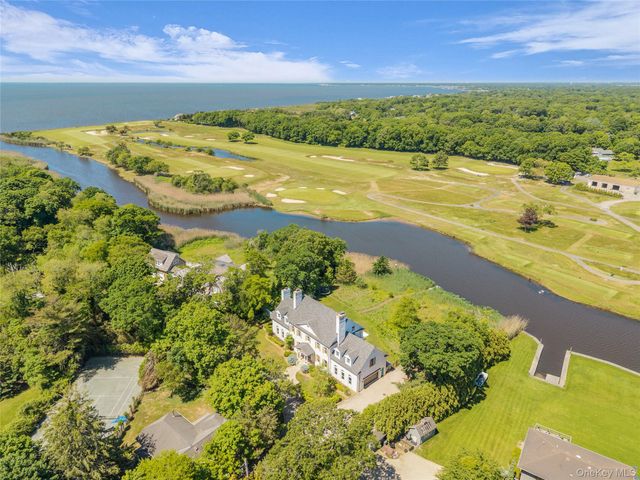 68 S Howells Point Road, Bellport Village, NY 11713