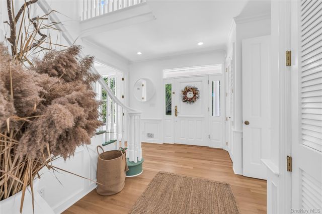 68 S Howells Point Road, Bellport Village, NY 11713
