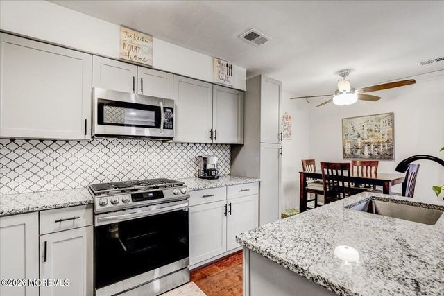 30 Remington Drive 3, Freehold, NJ 07728