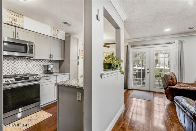 30 Remington Drive 3, Freehold, NJ 07728