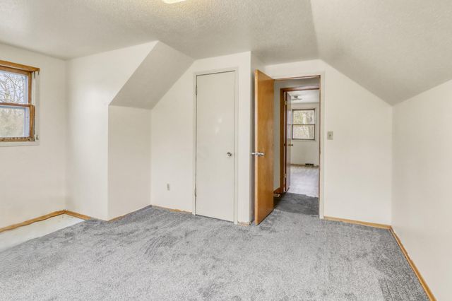 306 21 Street S, Fargo, ND 58103
