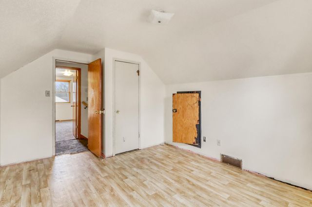 306 21 Street S, Fargo, ND 58103