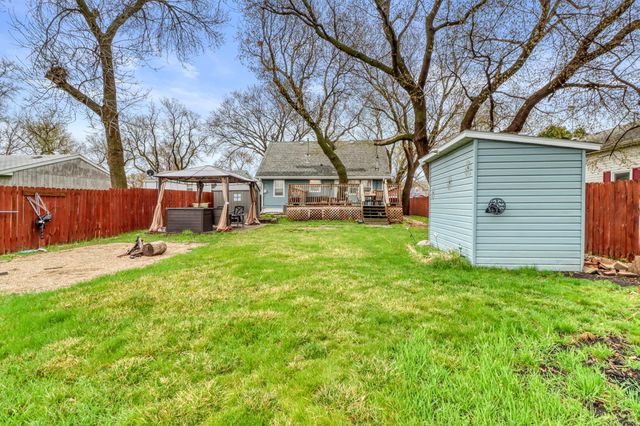 306 21 Street S, Fargo, ND 58103