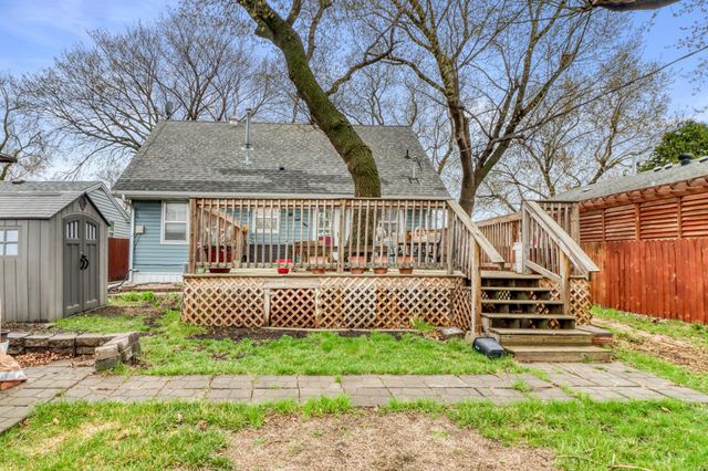 306 21 Street S, Fargo, ND 58103