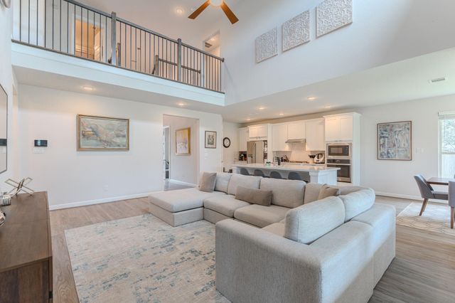 65 Sunrise Crest Trl, Tomball, TX 77375