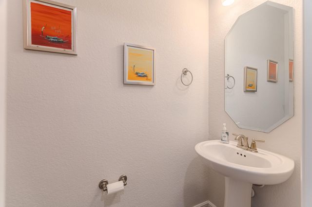 65 Sunrise Crest Trl, Tomball, TX 77375