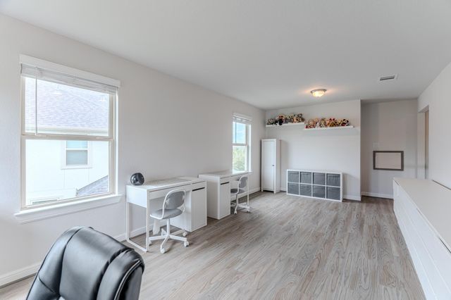 65 Sunrise Crest Trl, Tomball, TX 77375