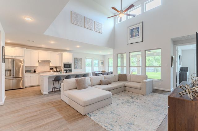 65 Sunrise Crest Trl, Tomball, TX 77375