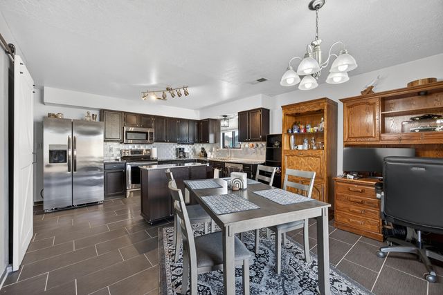 4901 Chromium Drive NE, Rio Rancho, NM 87124