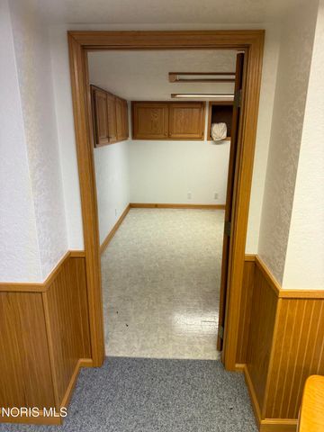 5745 Moline Martin Road, Walbridge, OH 43465