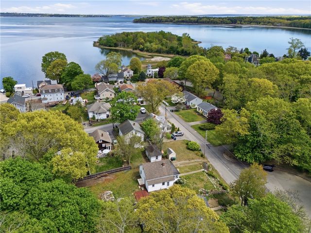 37 Elisha Street, Warwick, RI 02818