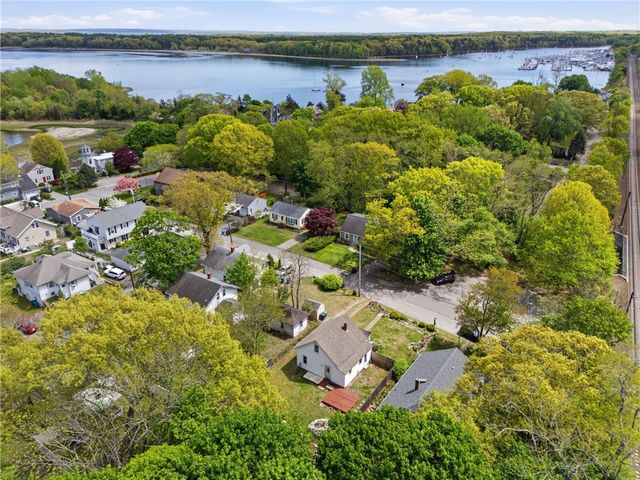 37 Elisha Street, Warwick, RI 02818
