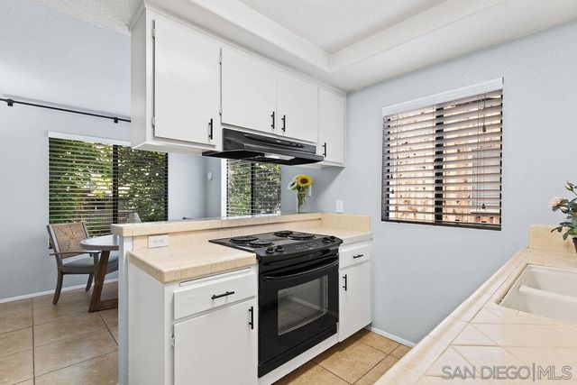 2157 Arnold Way 324, Alpine, CA 91901