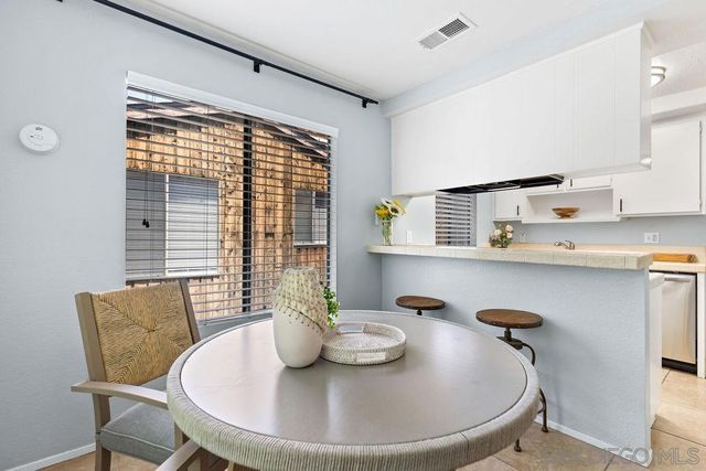 2157 Arnold Way 324, Alpine, CA 91901