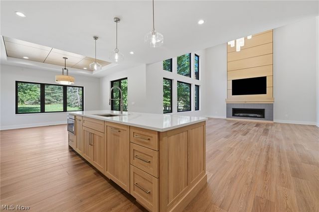 3880 Brainard Road, Orange, OH 44122